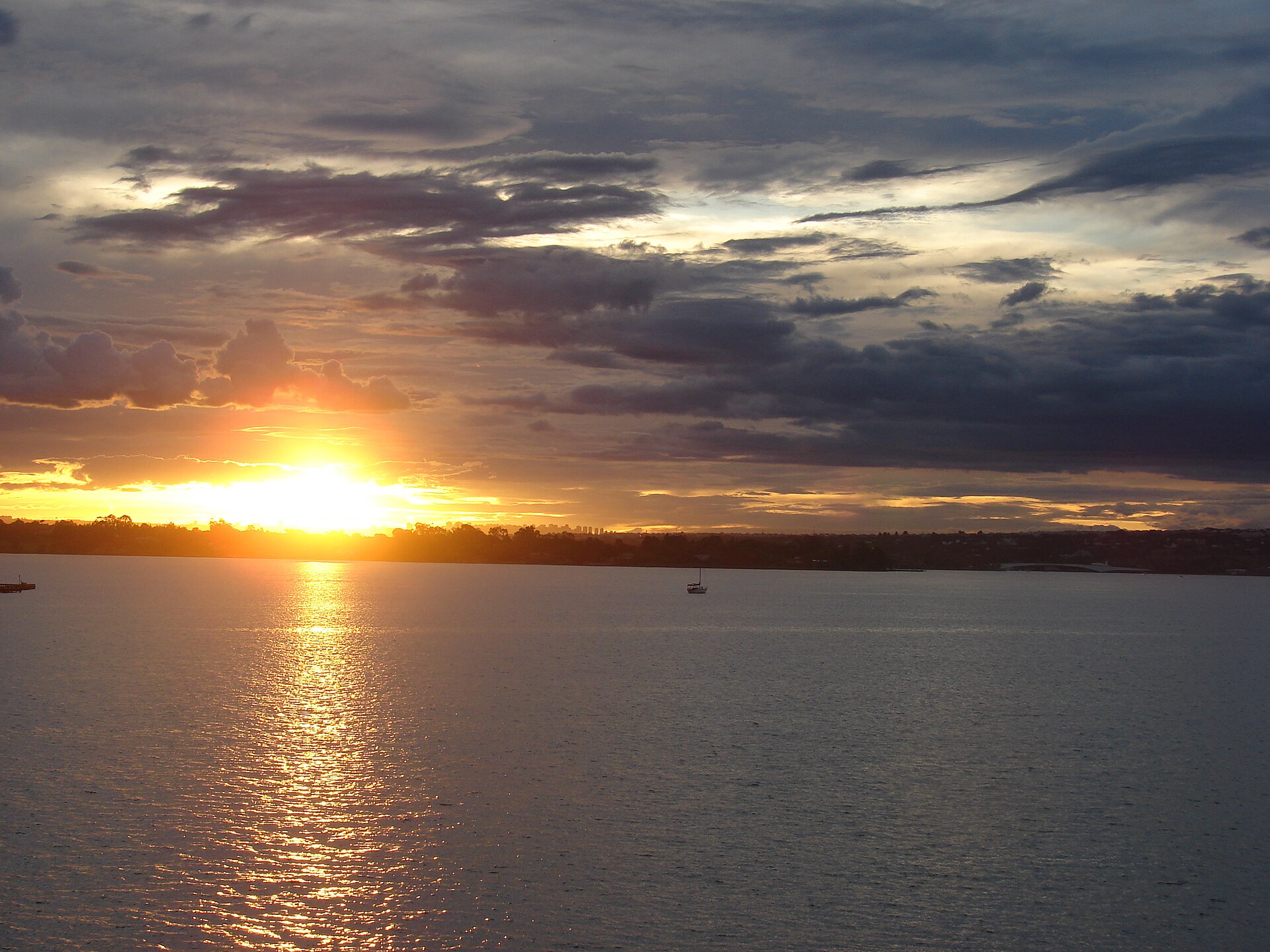 Lago Sul, Brasília: o endereço mais nobre da capital — e onde transformamos imóveis em hospedagens premiadas.